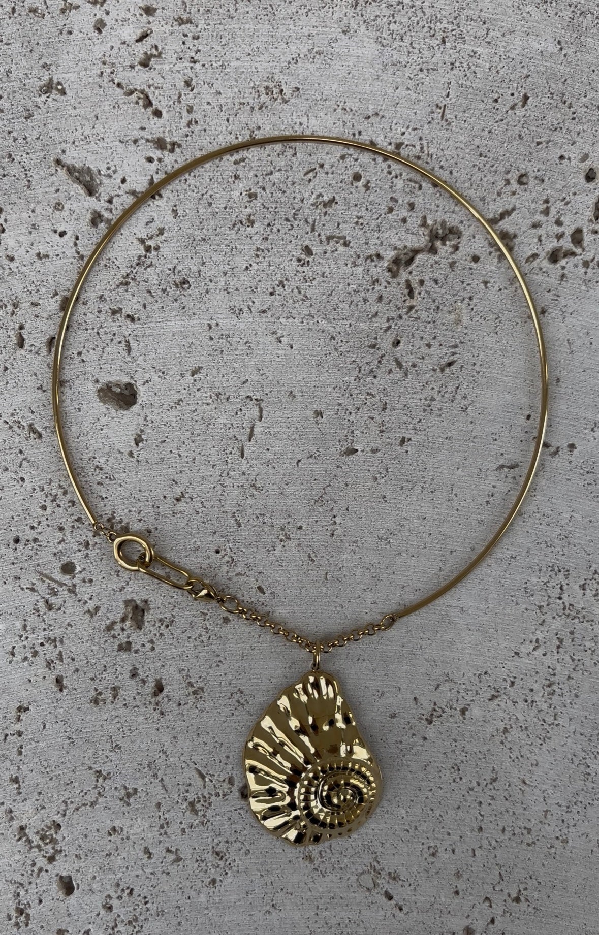 Collier Huge Shell