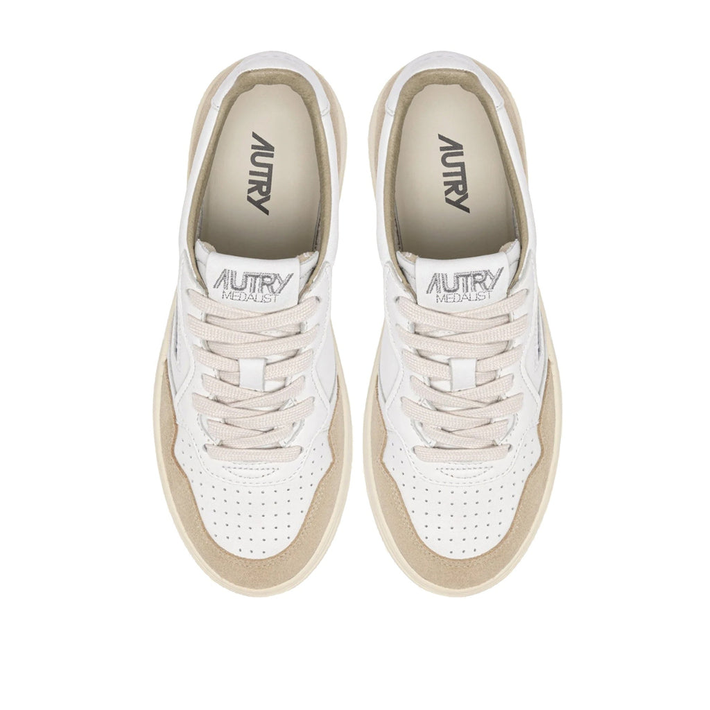 Sneakers - Autry Medalist Low - White