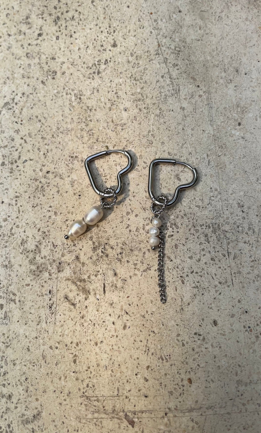 Boucles D'Oreilles Asymetric Heart