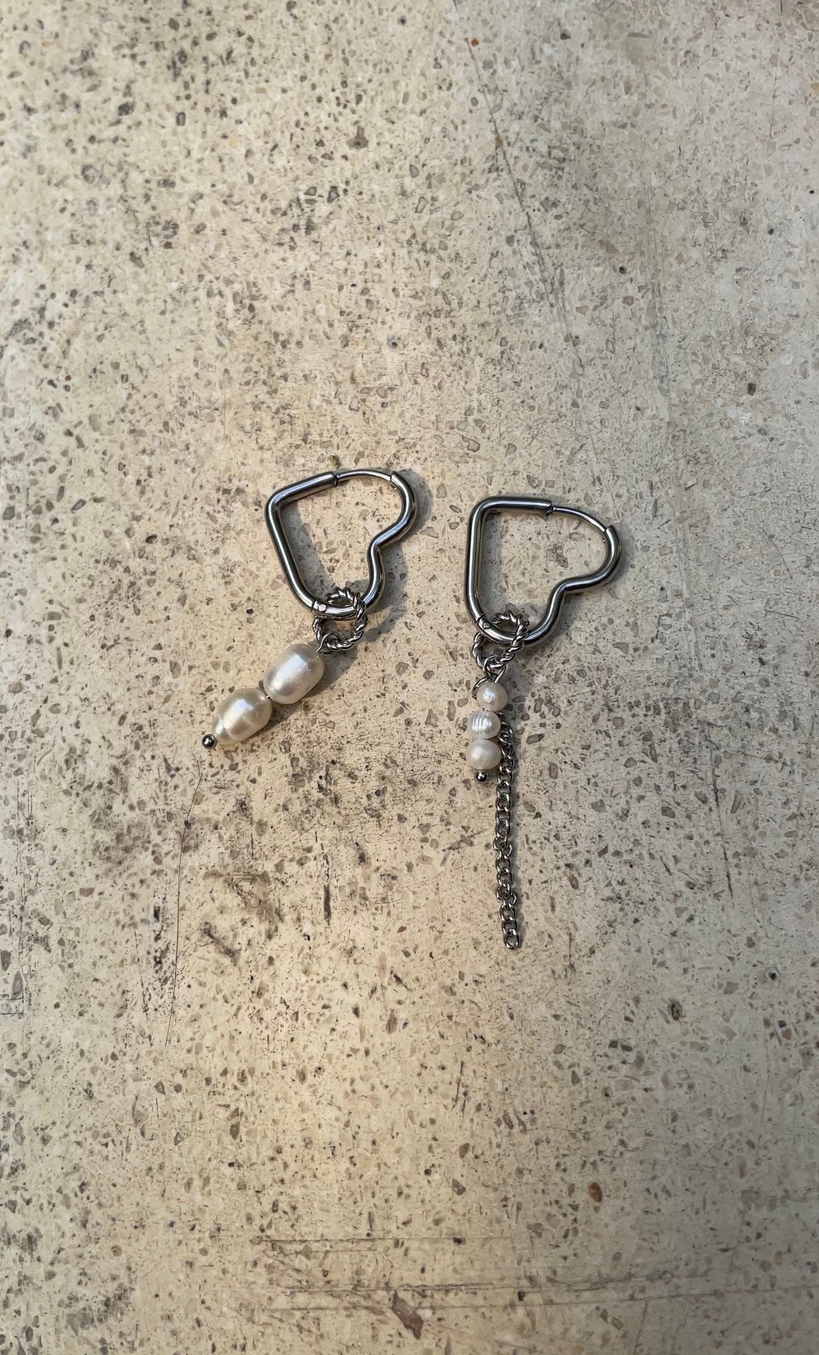 Boucles D'Oreilles Asymetric Heart