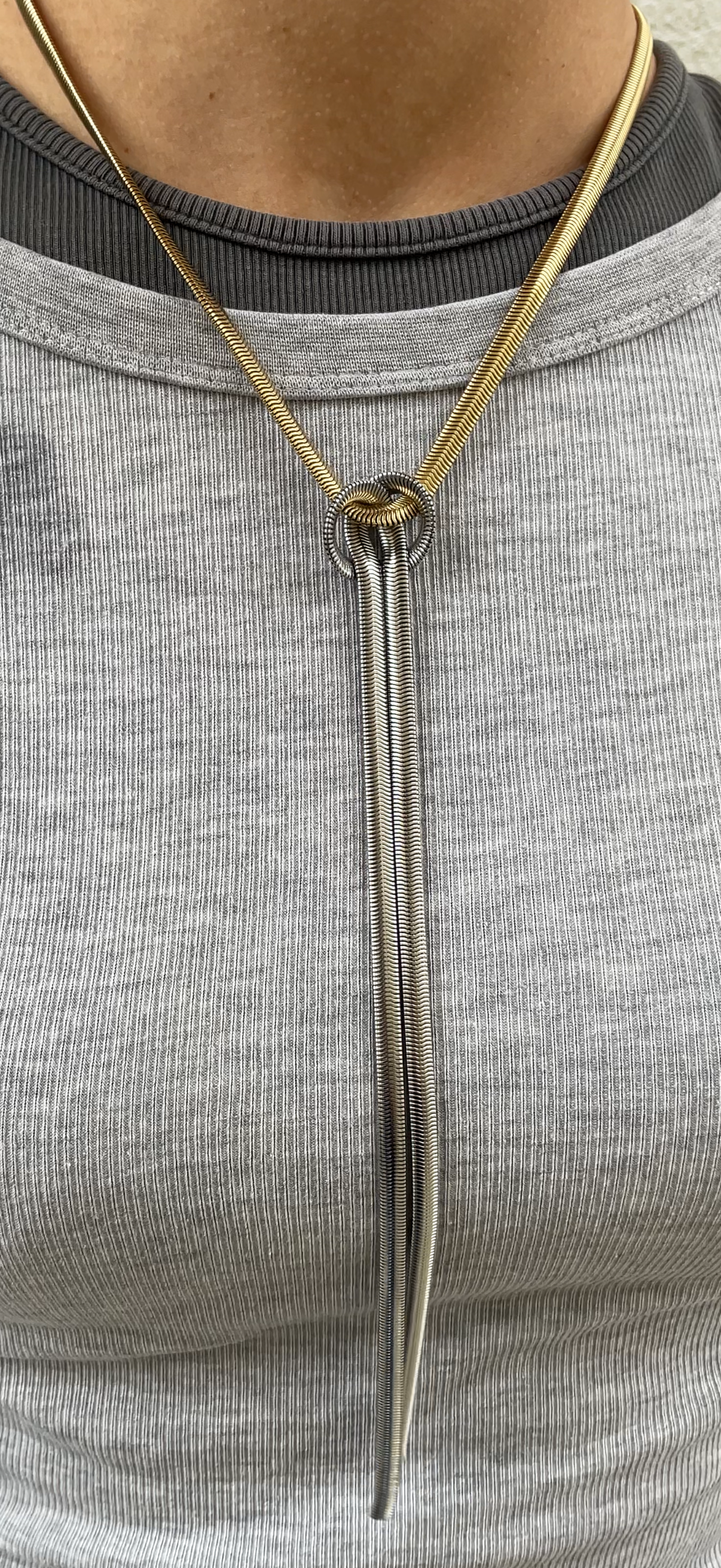Collier Knot Snake