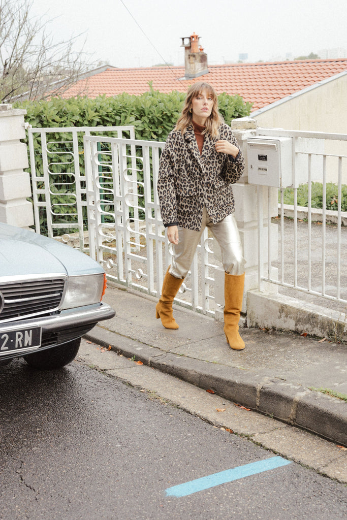MANTEAU COURT LUNO LÉOPARD - PLUME PARIS - La mode en précommande