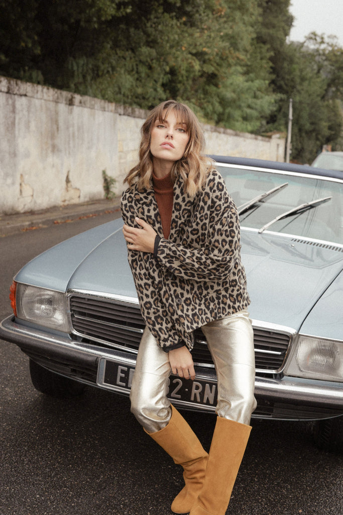 MANTEAU COURT LUNO LÉOPARD - PLUME PARIS - La mode en précommande