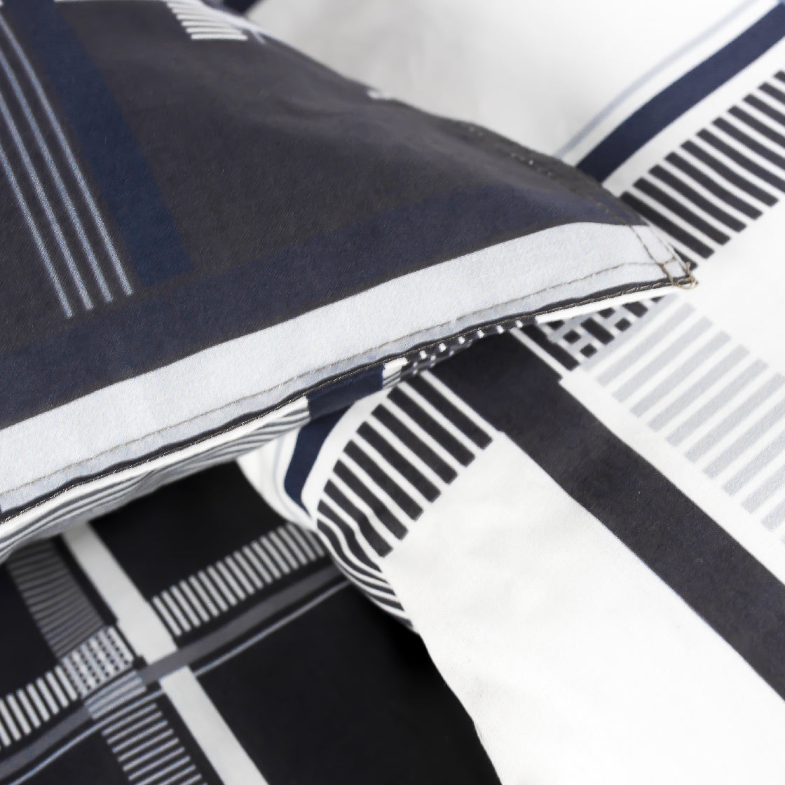 Sunshine - Parure De Lit Motif 7.11 - Noir