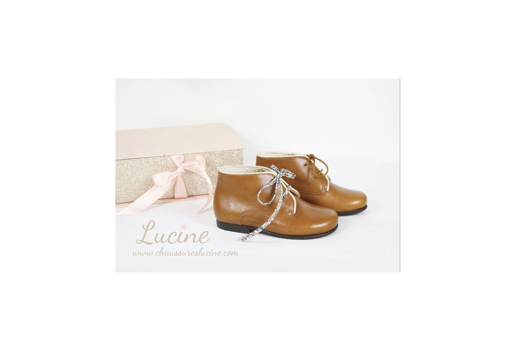 Chaussures Bottillons Bottines Fille À Lacets Arthurius - Cuir Camel Liseré Or Doux - Fille