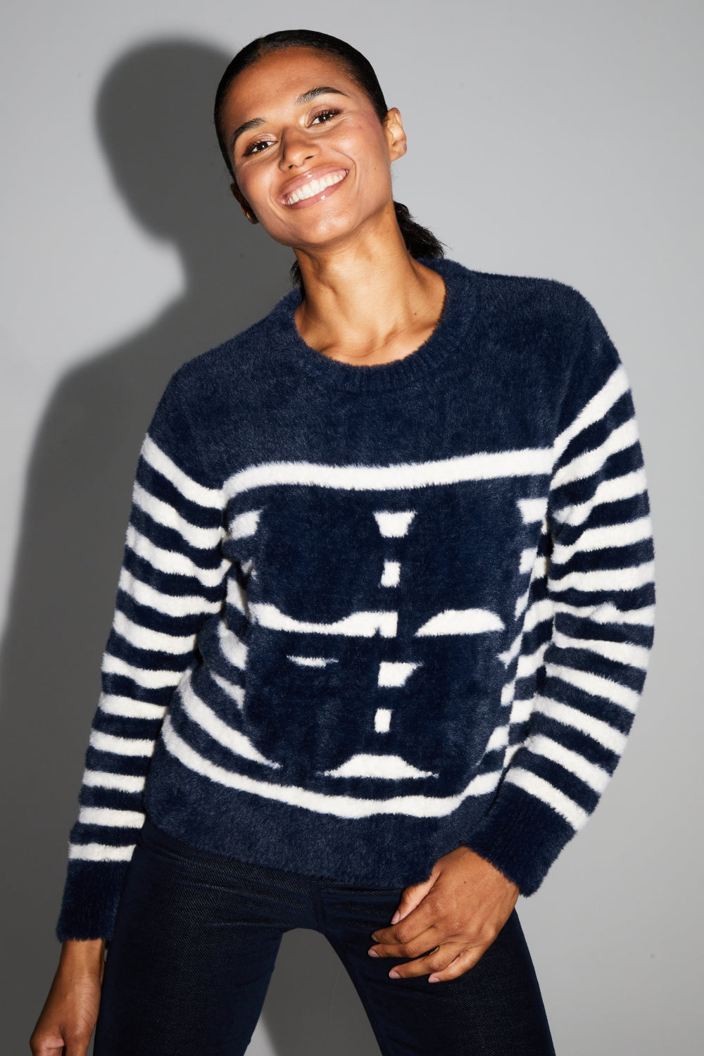 Maille Lina Fluffy Navy Fabriquée Au Portugal