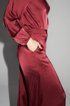 Pantalon Charlie Satin Viscose Bordeaux Fabriqué En Italie