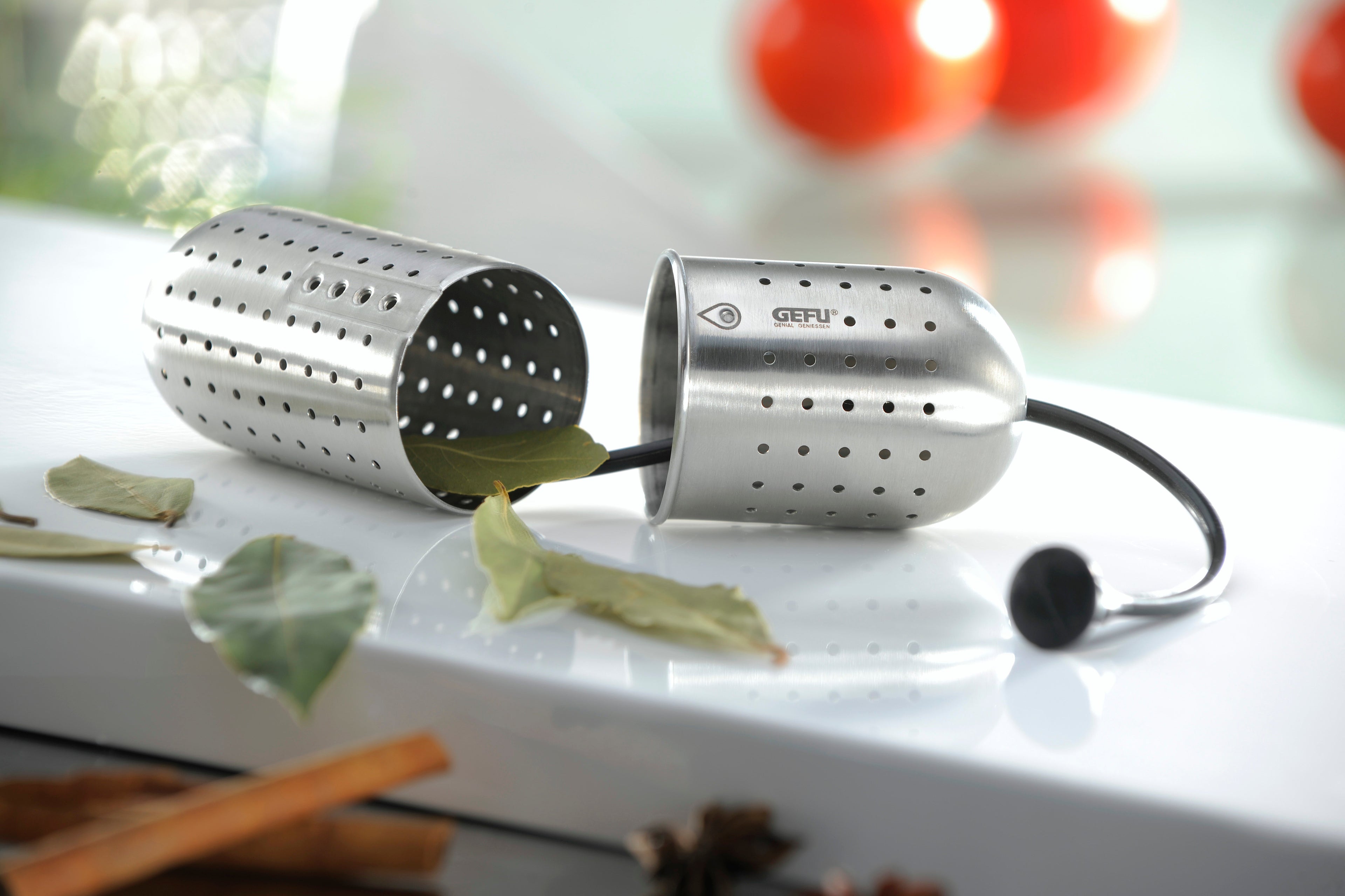 Gusto - Boule À Épices - Acier Inoxydable Et Silicone - Noir/Argent
