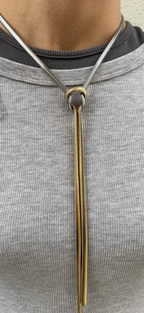 Collier Knot Snake