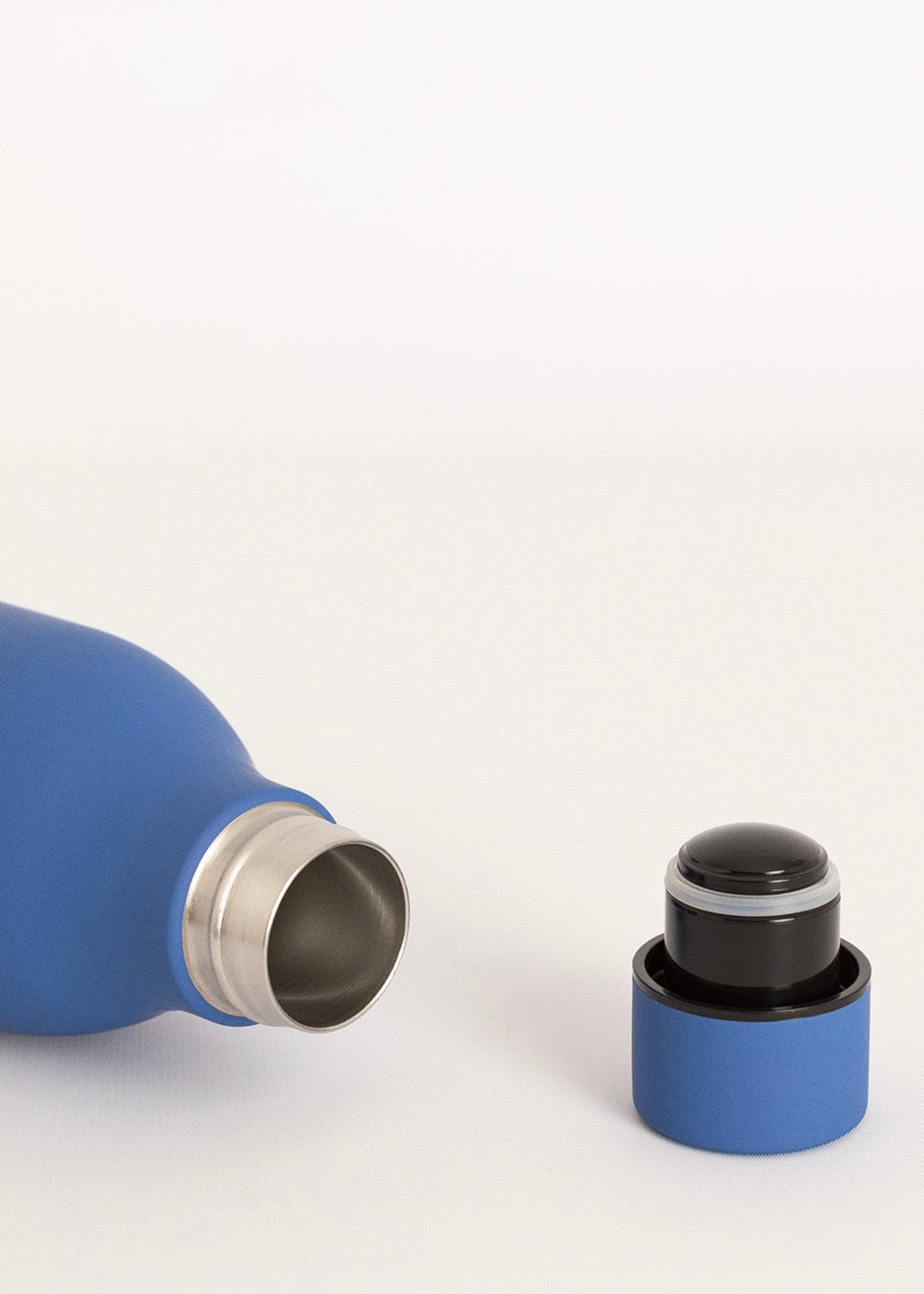 Bottle Studio - Bouteille Thermos En Acier Inoxydable 750Ml - Bleu Cobalt
