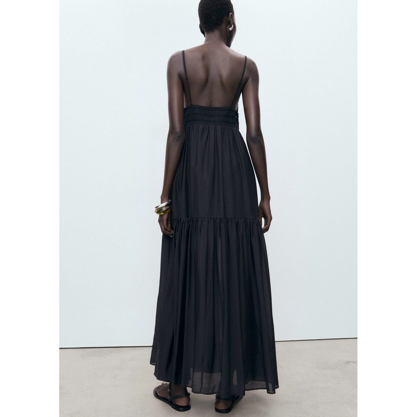 Robe Longue Détails Dentelle