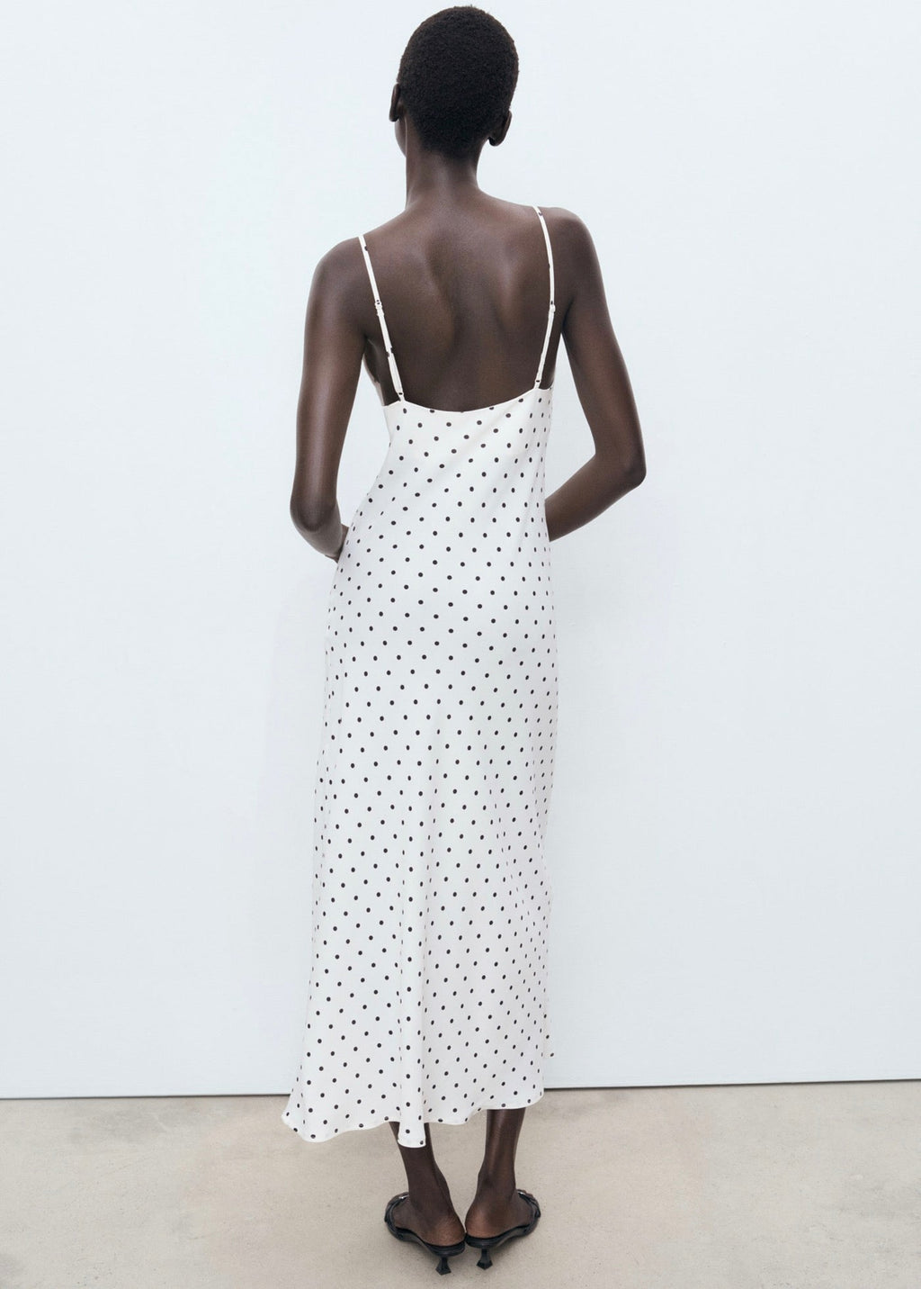 Robe Midi Encolure Drapée