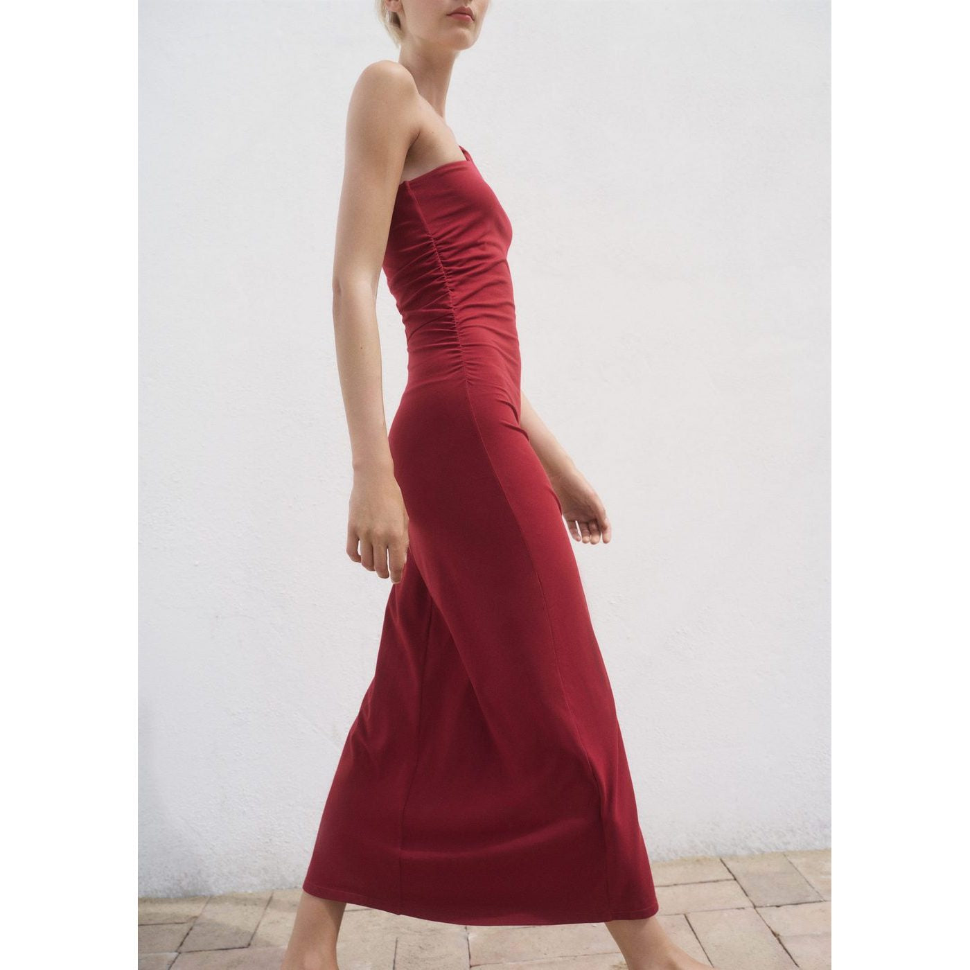 Robe Asymétrique Froncée À Bretelles