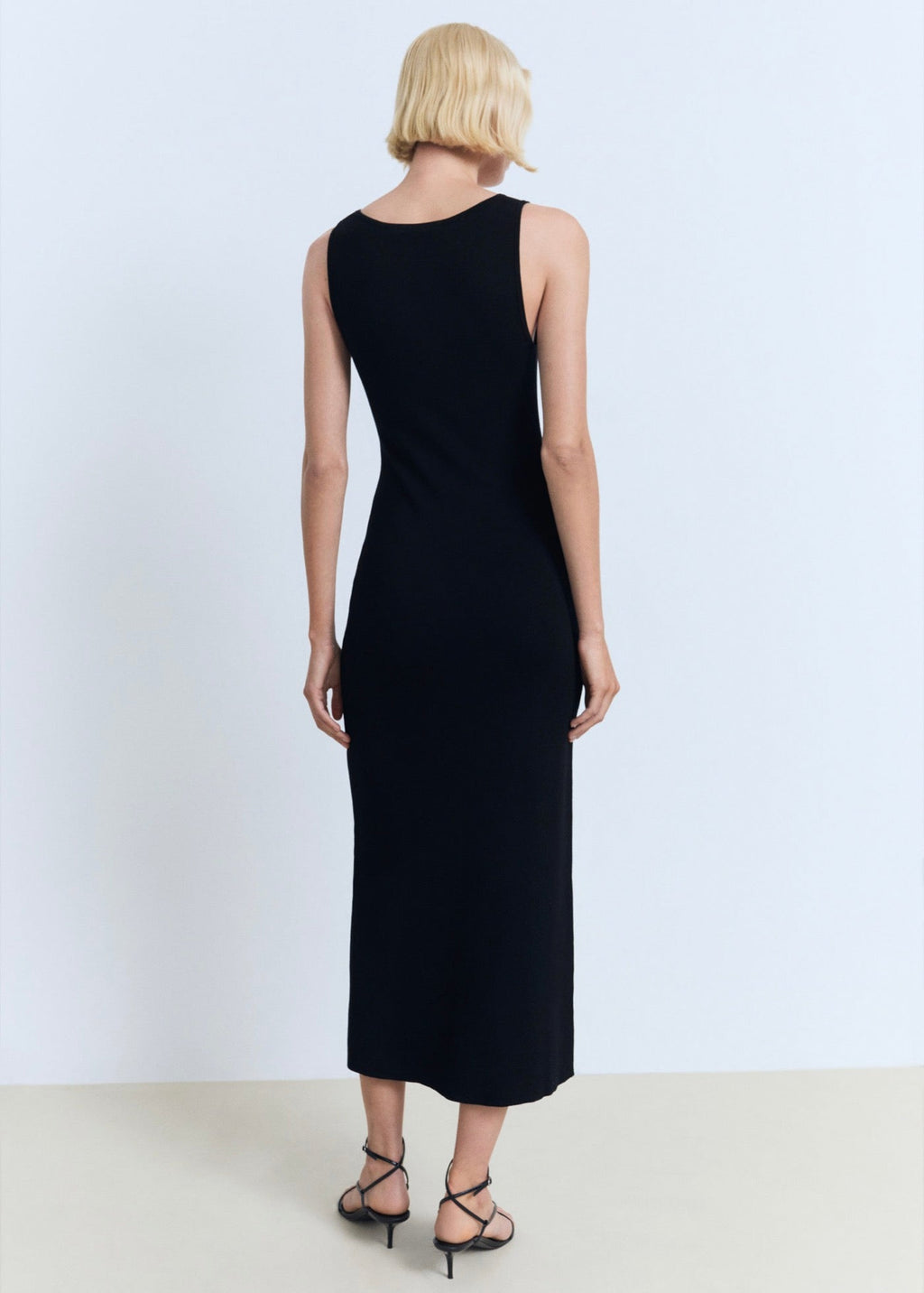 Robe En Maille Décolleté