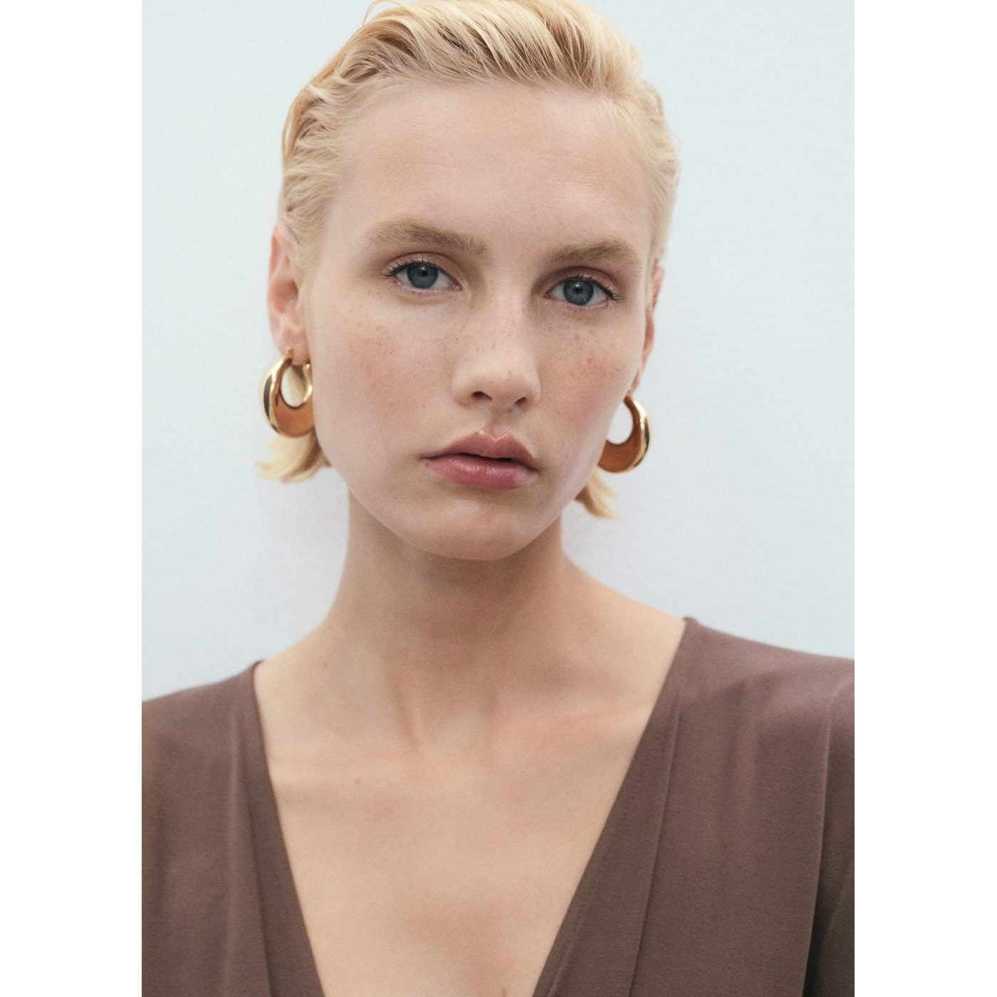 Robe Col V Froncé