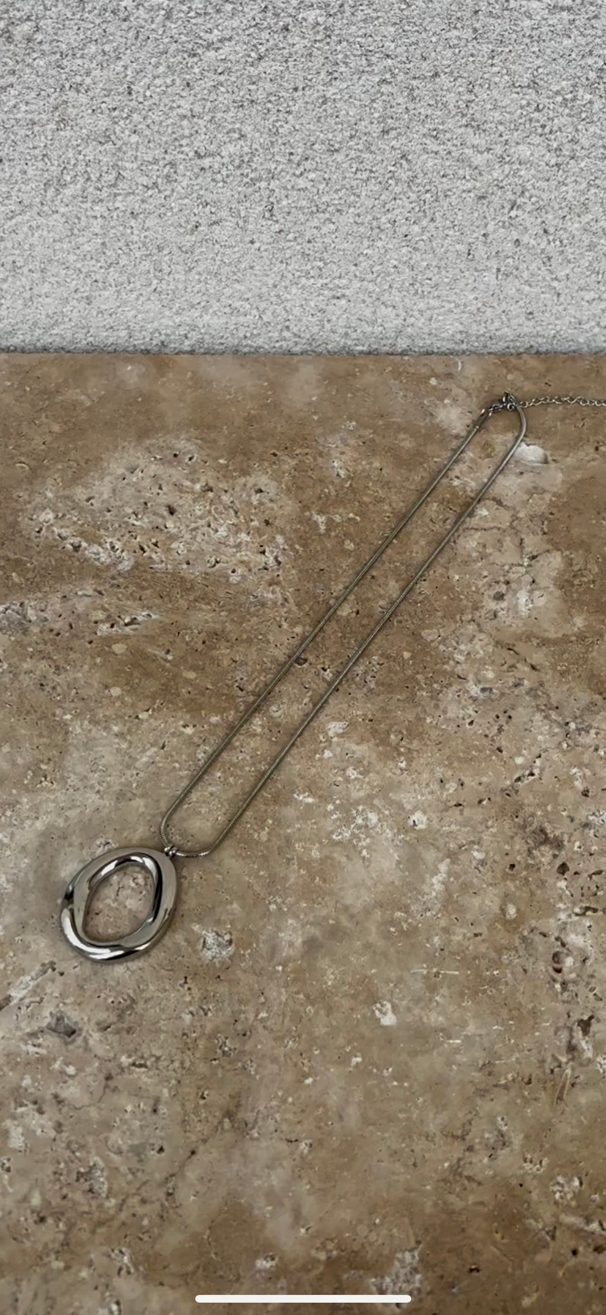 Collier Circular