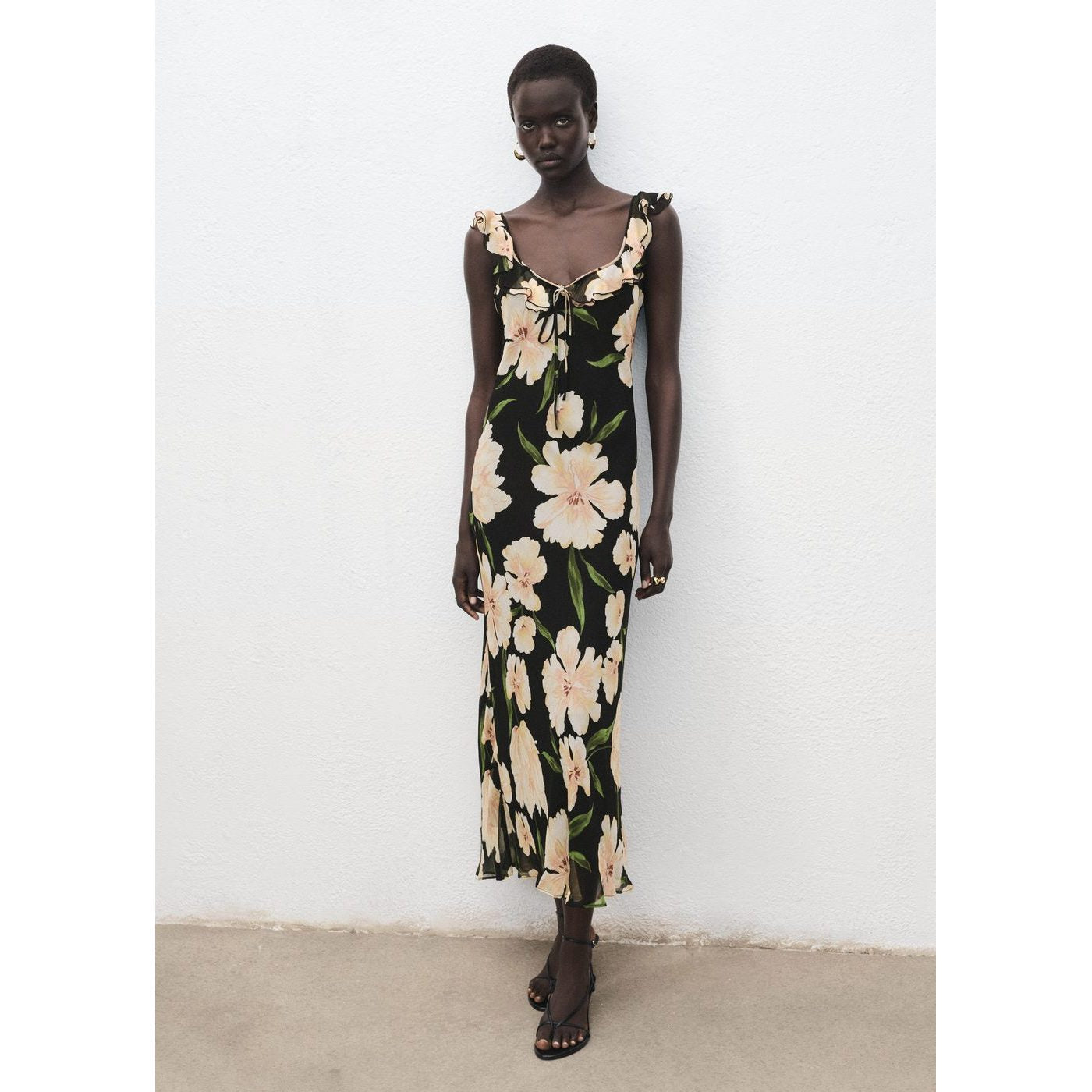 Robe À Fleurs Détail Volants