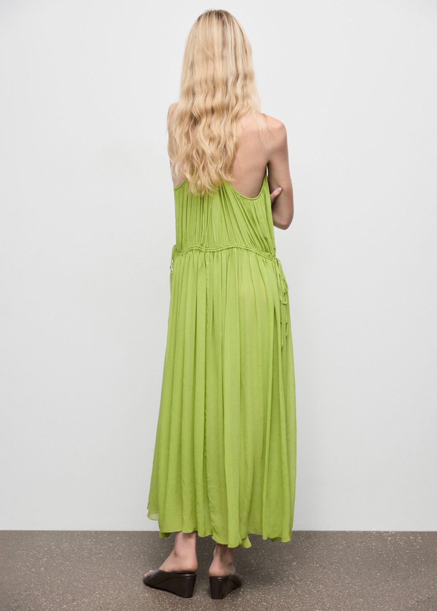 Robe Plissée Oversize