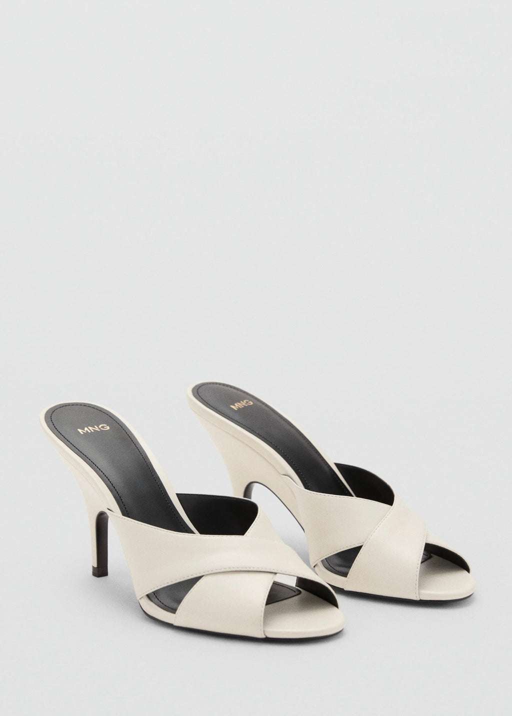 Sandales Cuir À Talon Et Lanières Croisées