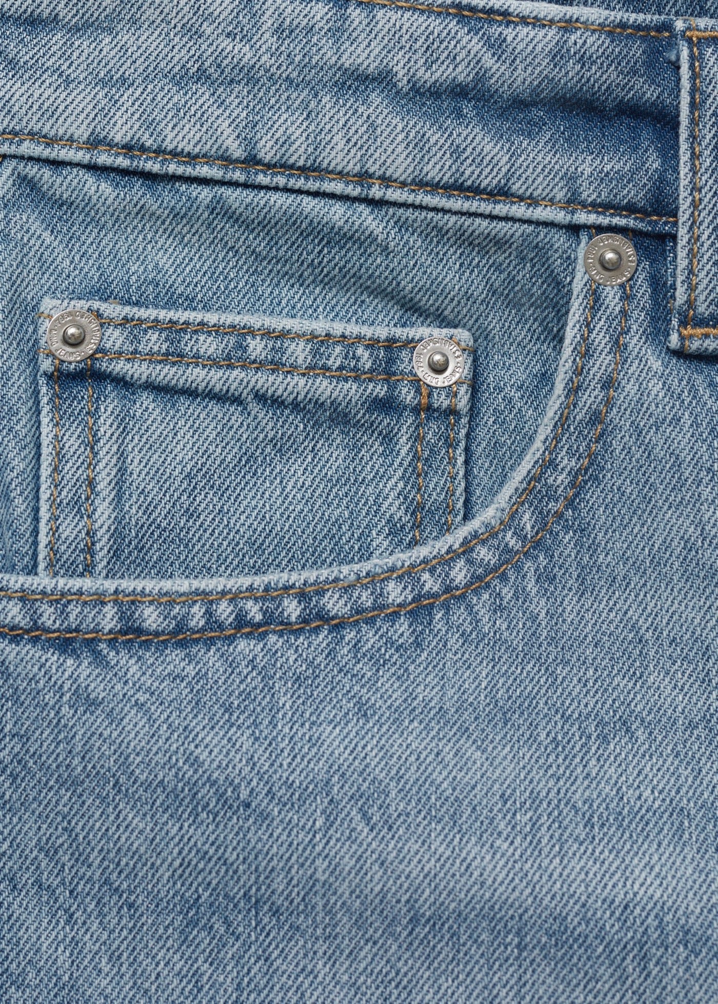 Short En Jean Bas Effiloché
