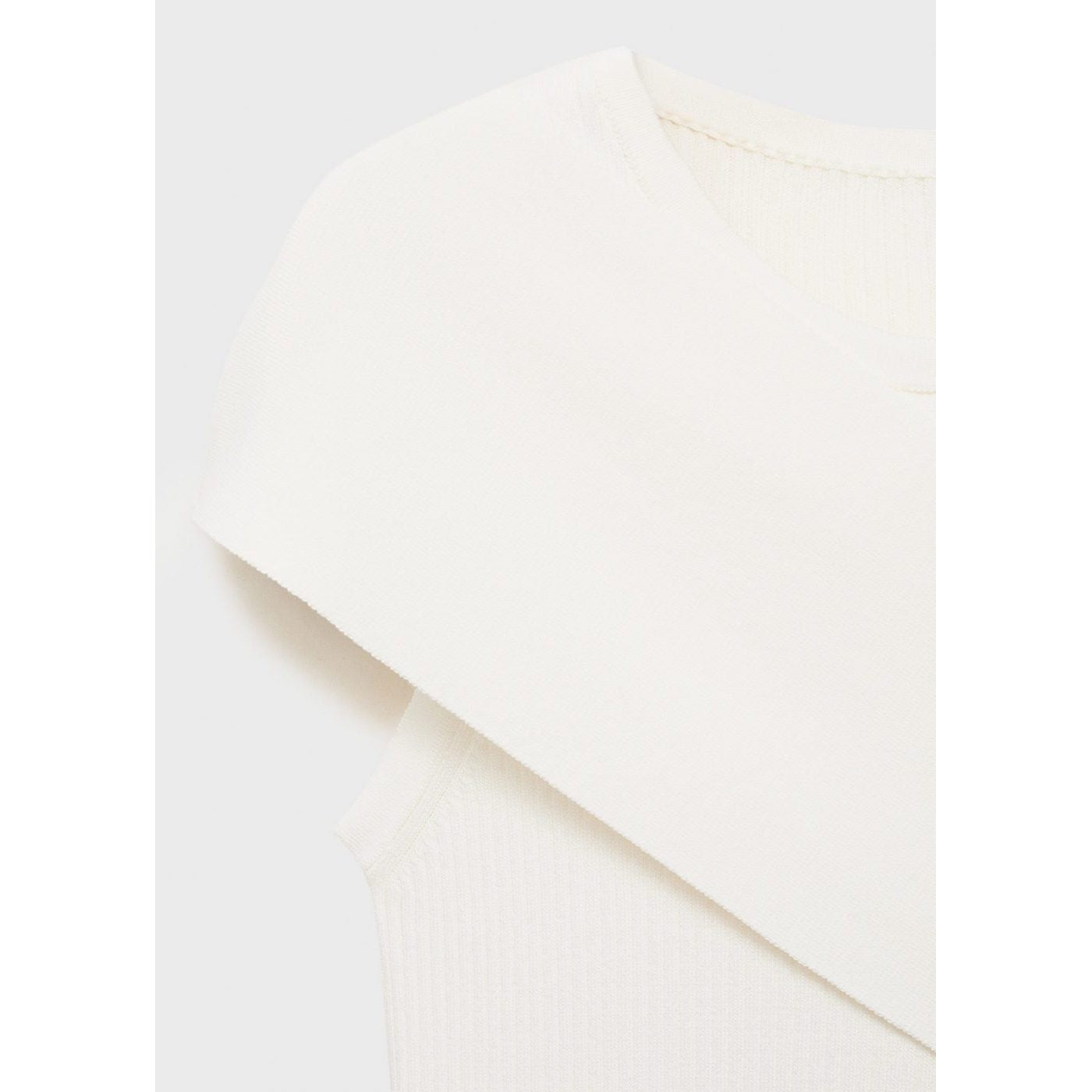 Robe Maille Côtelée Manches Asymétriques