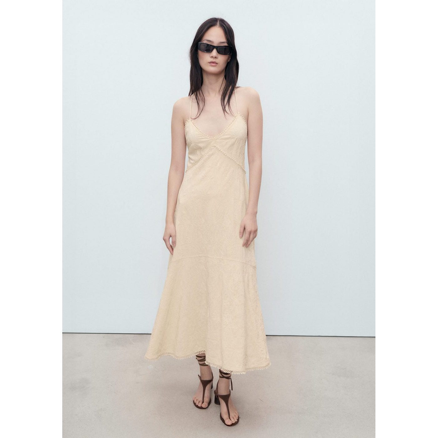 Robe Midi Brodée