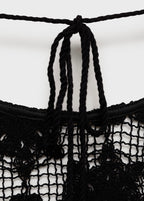 Robe Crochet Décolletée Dans Le Dos