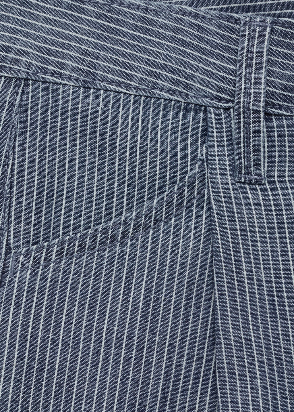 Short Denim À Pinces Et Rayures