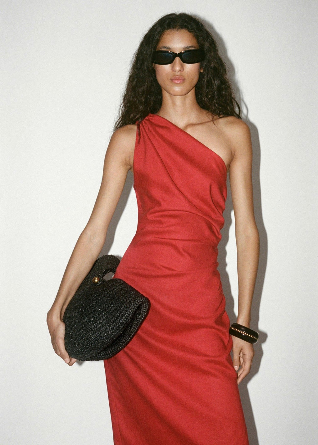 Robe Lyocell Décolleté Asymétrique