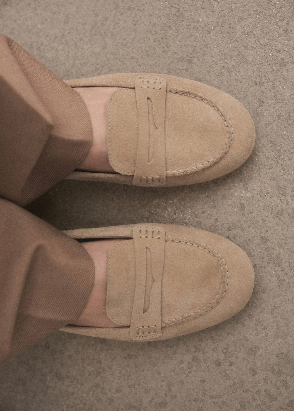 Mocassins Suède Détail En Forme De Masque