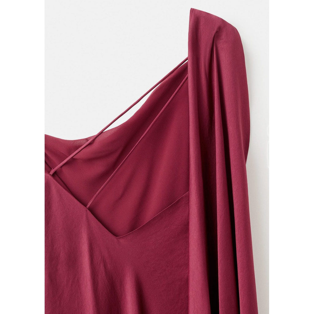 Robe Satinée Asymétrique