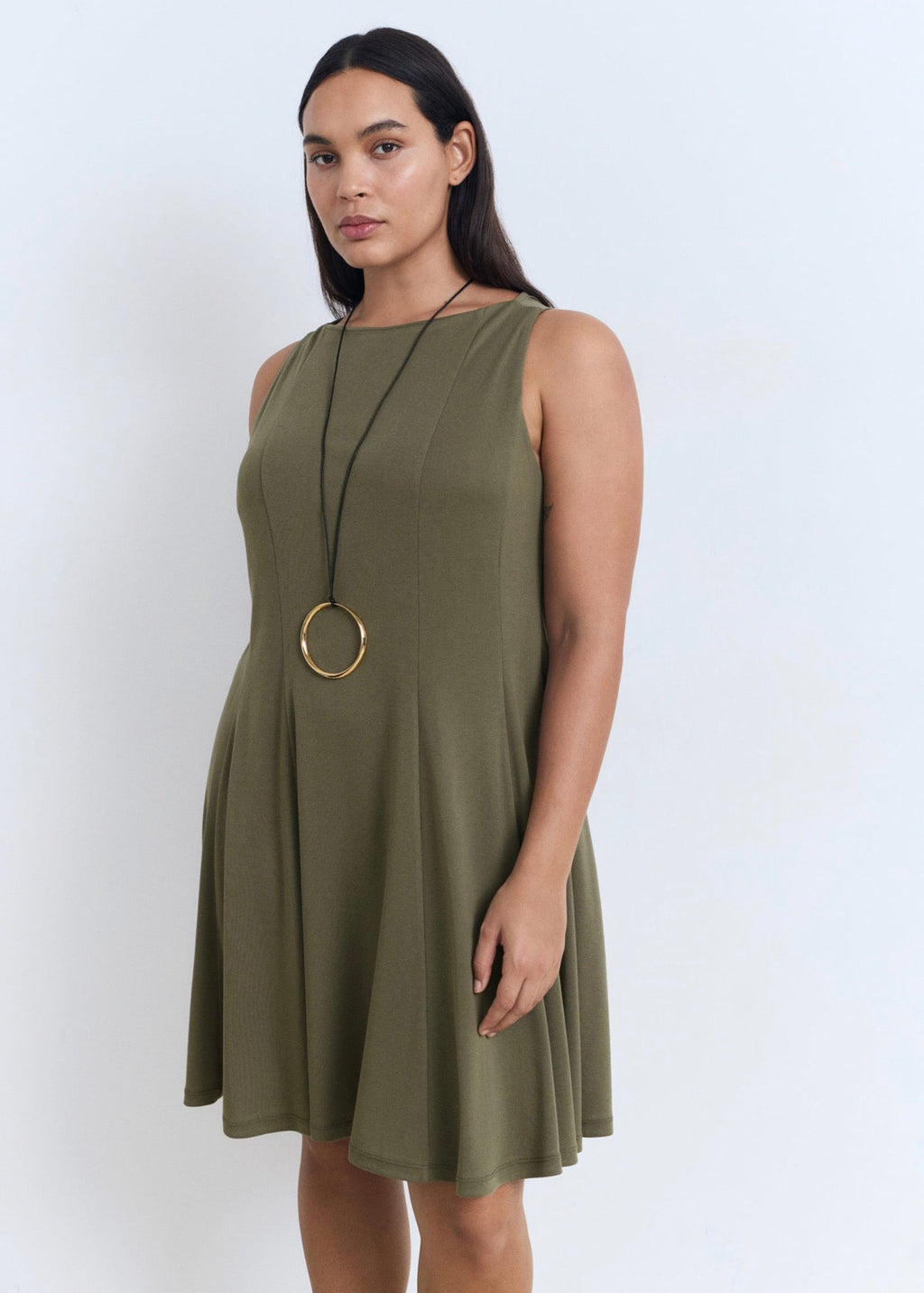 Robe Plissée Et Évasée