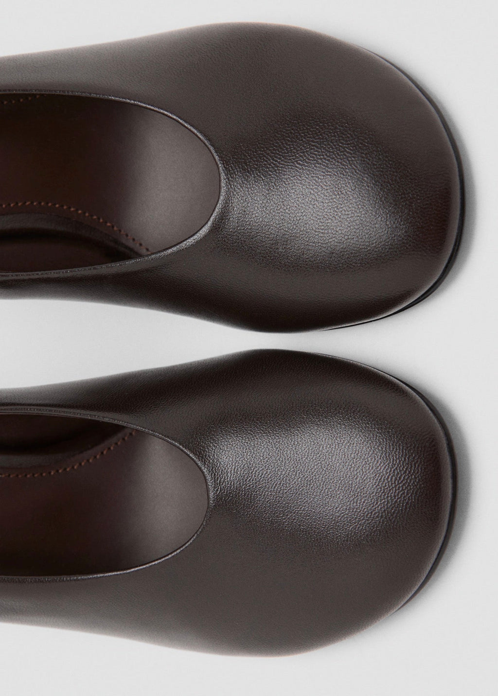 Chaussures À Talon En Cuir Bout Pointu