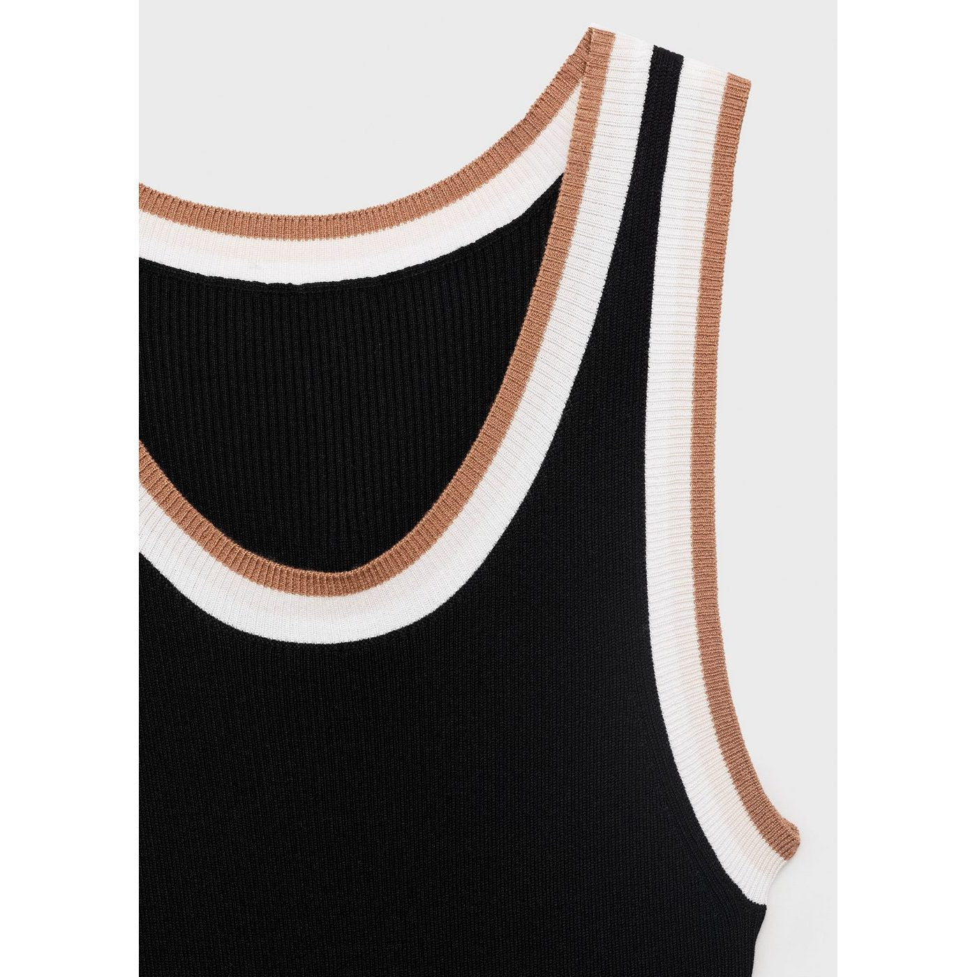 Robe Maille Détails Contrastants