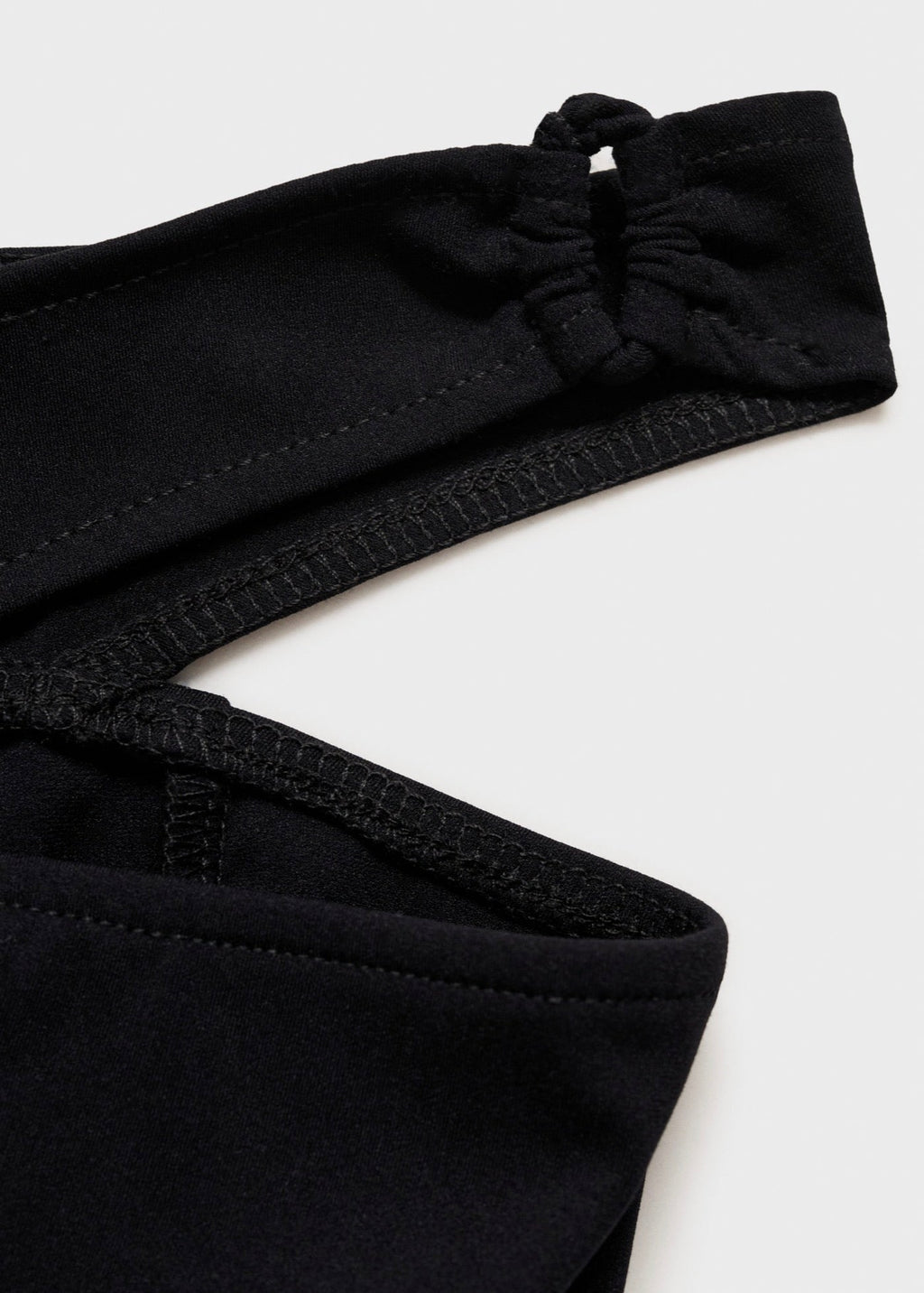 Legging Caille À Découpe