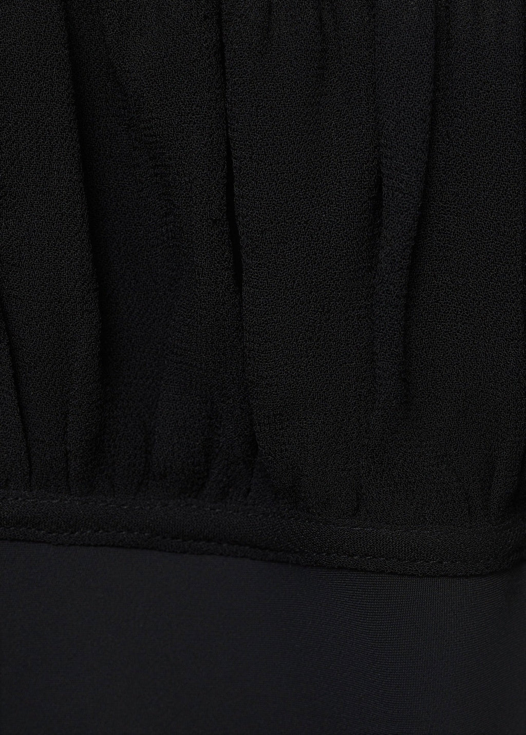 Robe Col Froncé