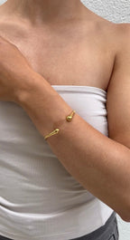 Bracelet Embrace Bangle