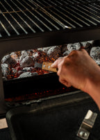 Bbq Smokey Pro - Barbecue Fumoir Au Charbon Avec Grille Réglable Et Table D'Appoint