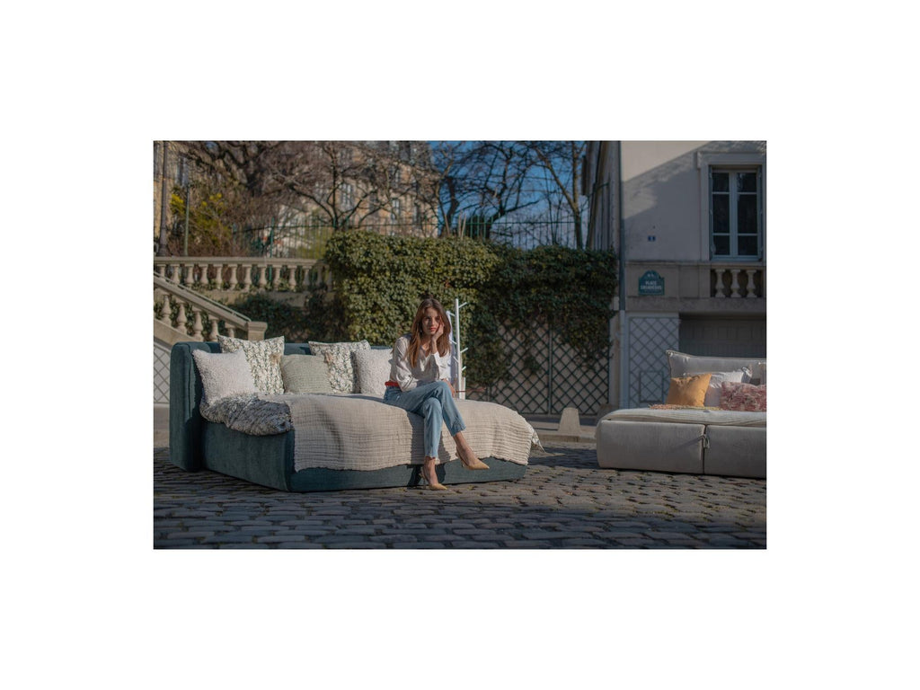 Louise - Lit Coffre Avec Tête De Lit Rembourrée