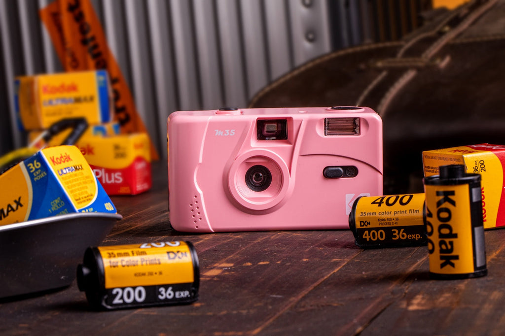 Appareil Photo Argentique - M35 - Rose - 2 Pellicules Couleur Offertes - Kodak