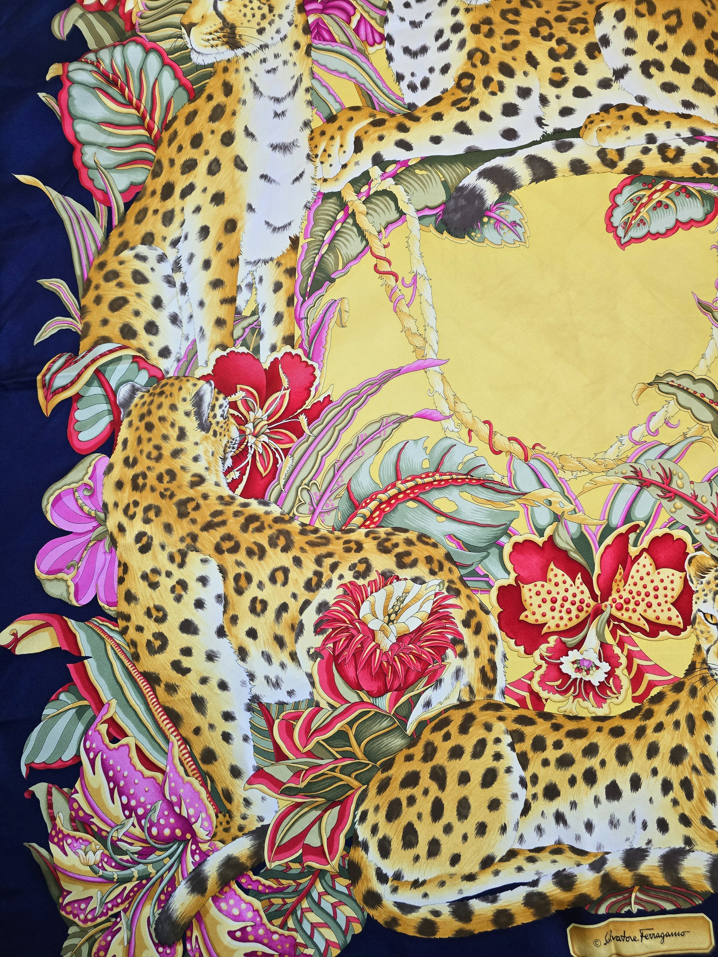 Foulard Vintage Salvatore Ferragamo
