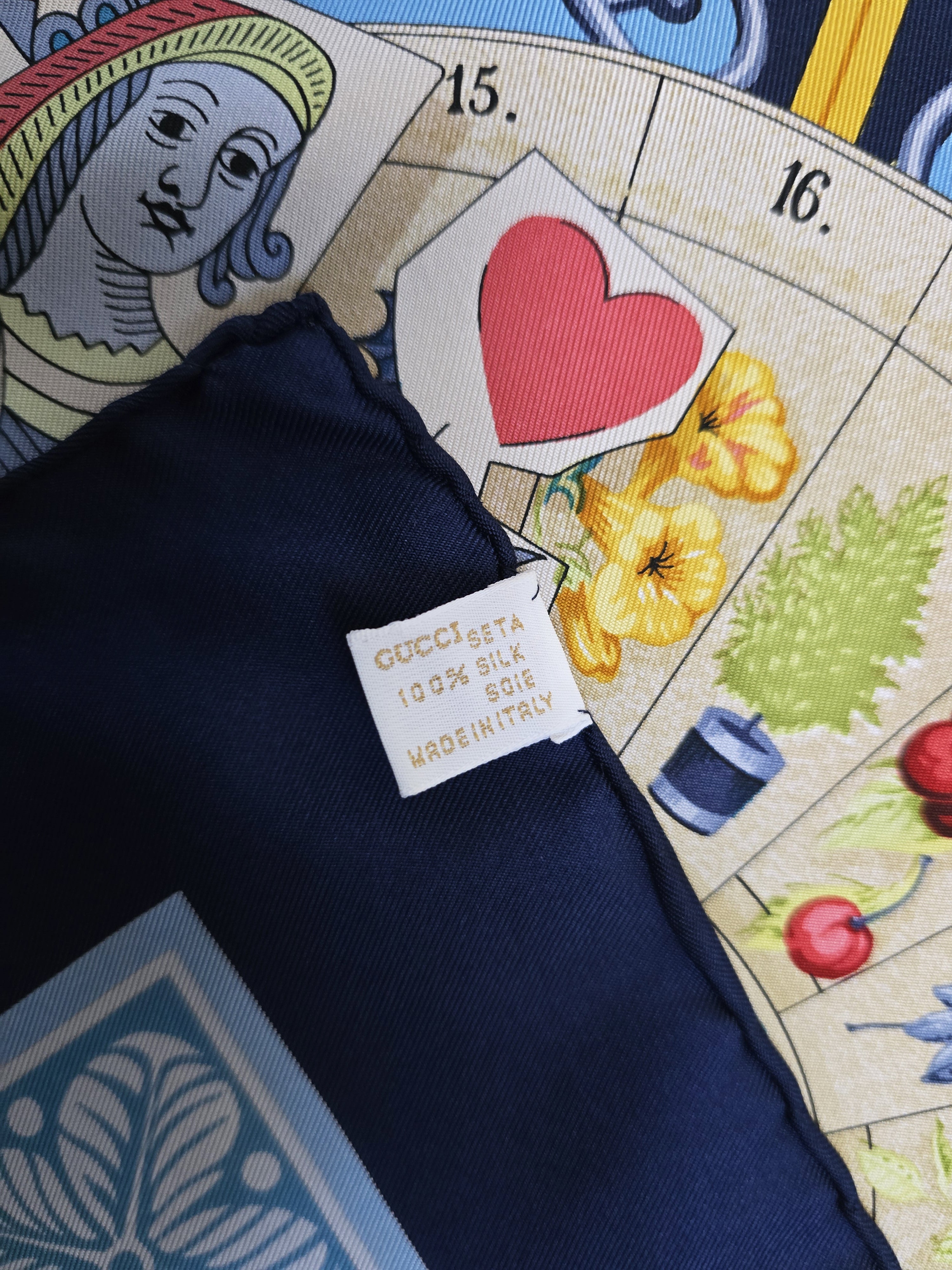 Foulard Gucci Vintage En Soie