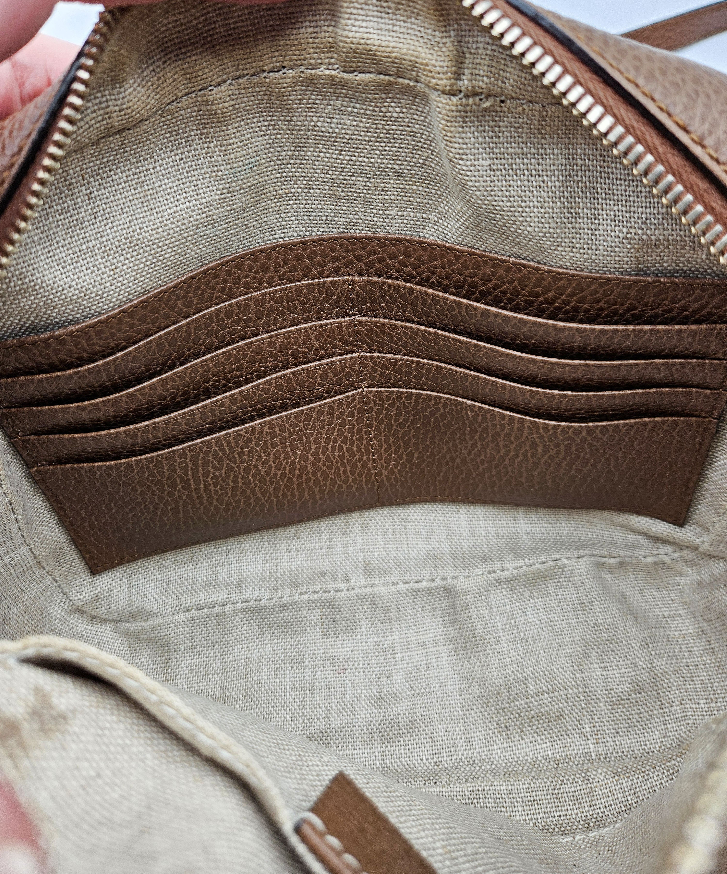 Sac Gucci Bree Gg Supreme Beige