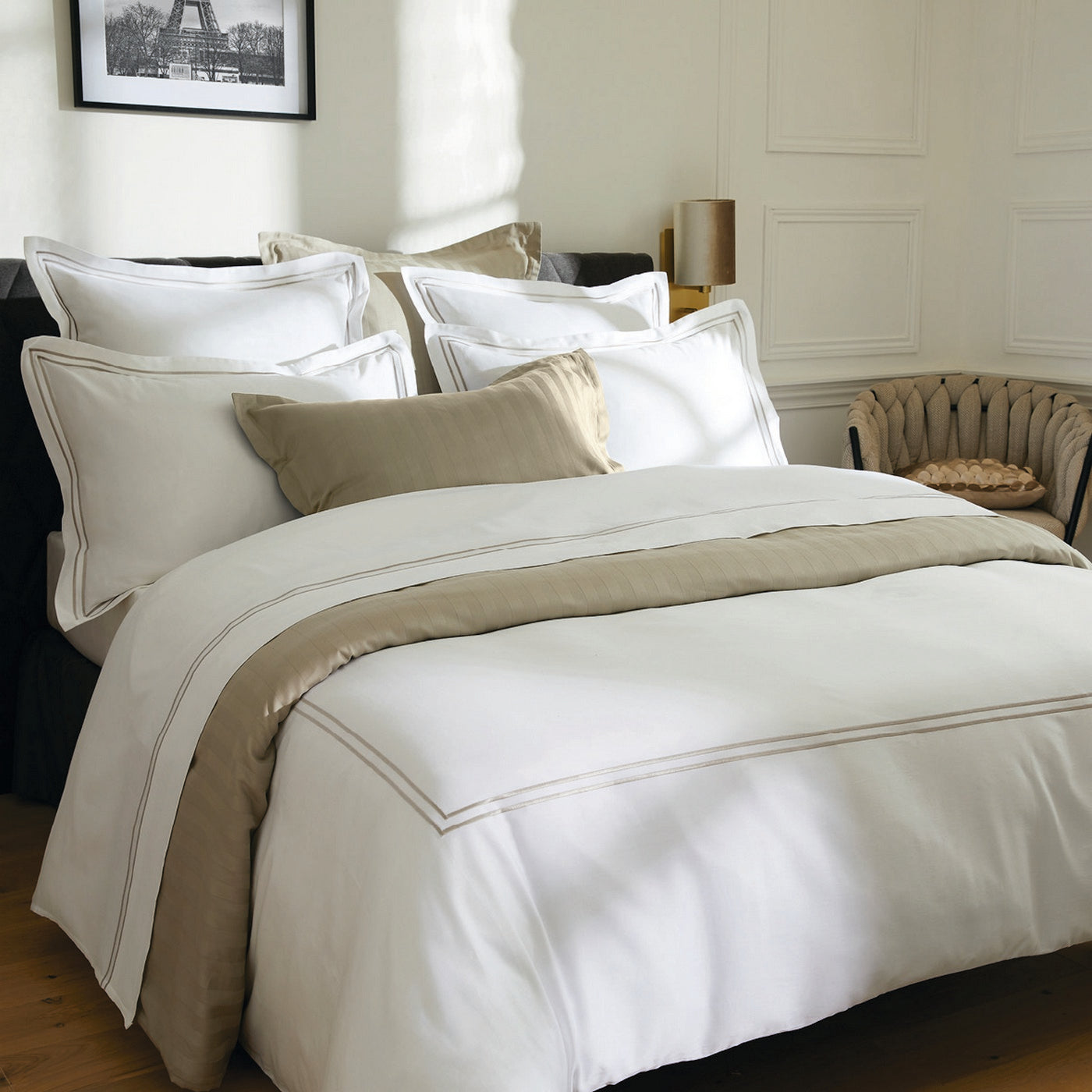 Biarritz - Housse De Couette + 1 Ou 2 Taie(S) D'Oreiller - Satin De Coton - Taupe / Blanc
