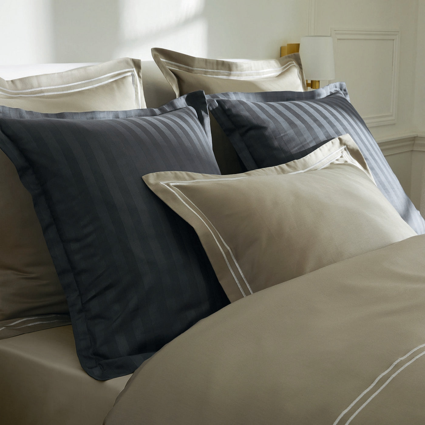 Biarritz - Set De 2 Taies D'Oreiller - Satin De Coton - Blanc / Taupe