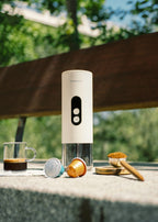 Thera Move - Cafetière Espresso Portable 15 Bars Pour Capsules Et Café Moulu - Blanc Cassé