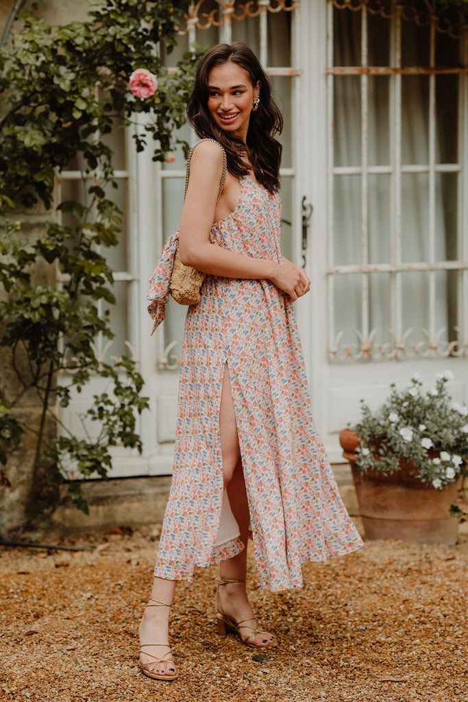 Robe Katy Kaori