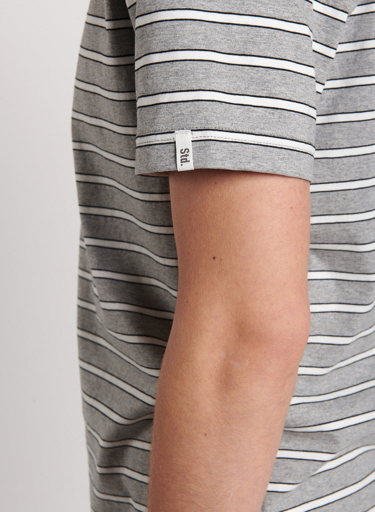 Maison Standards - T-Shirt Coton Organique - Rayé Gris - Homme