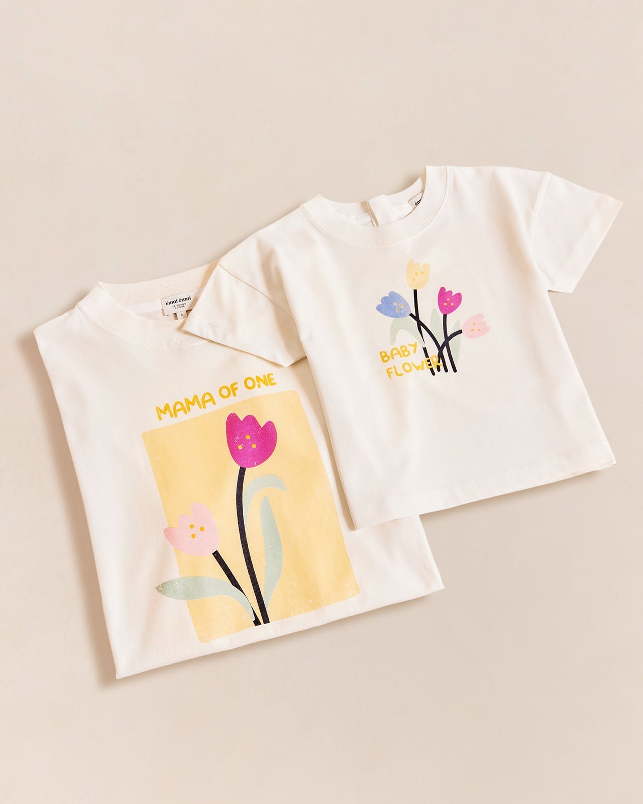Le T-Shirt Mama Of Three En Coton Bio - Tulipes