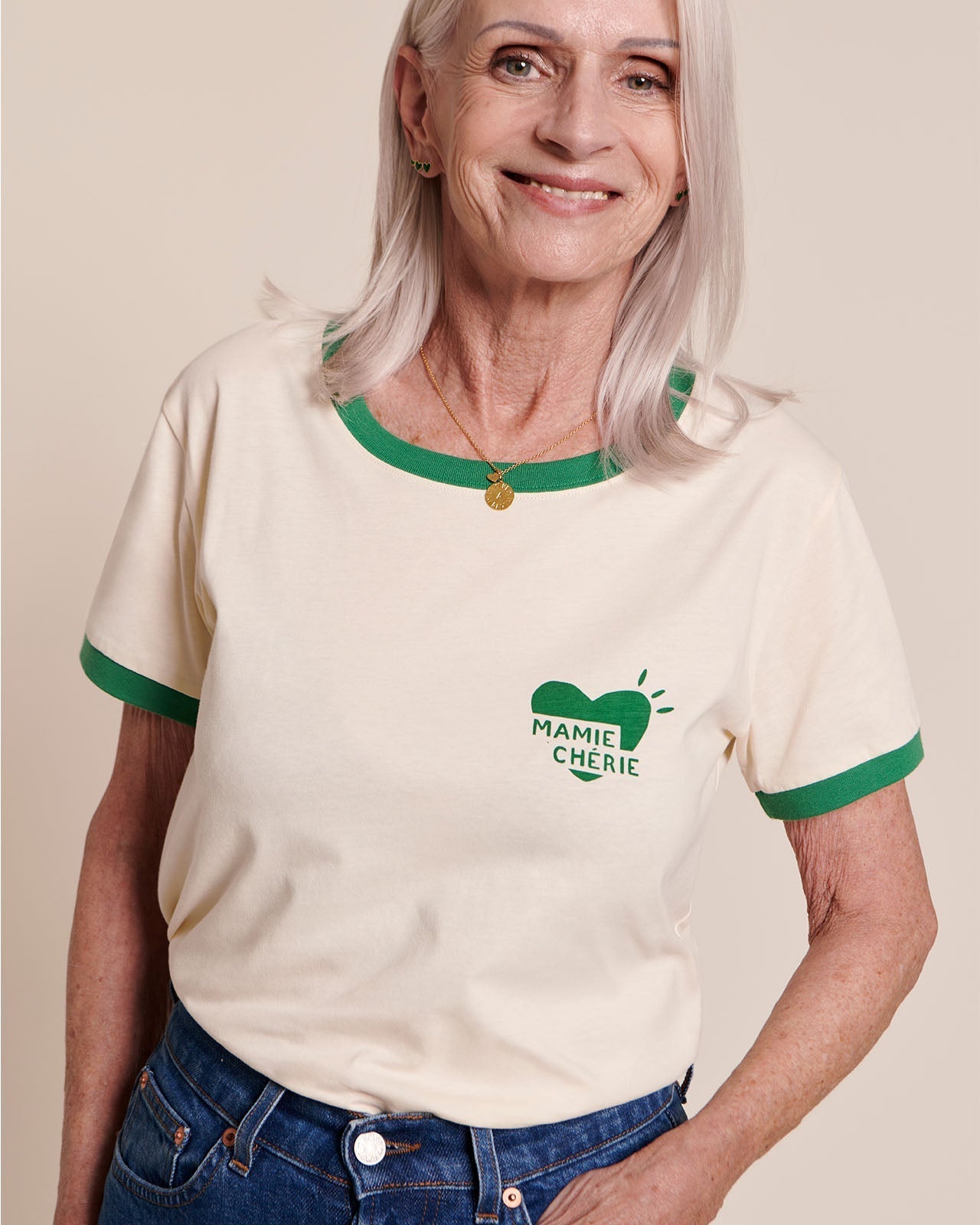 Le T-Shirt Coeur Mamie Chérie En Coton Bio - Crème